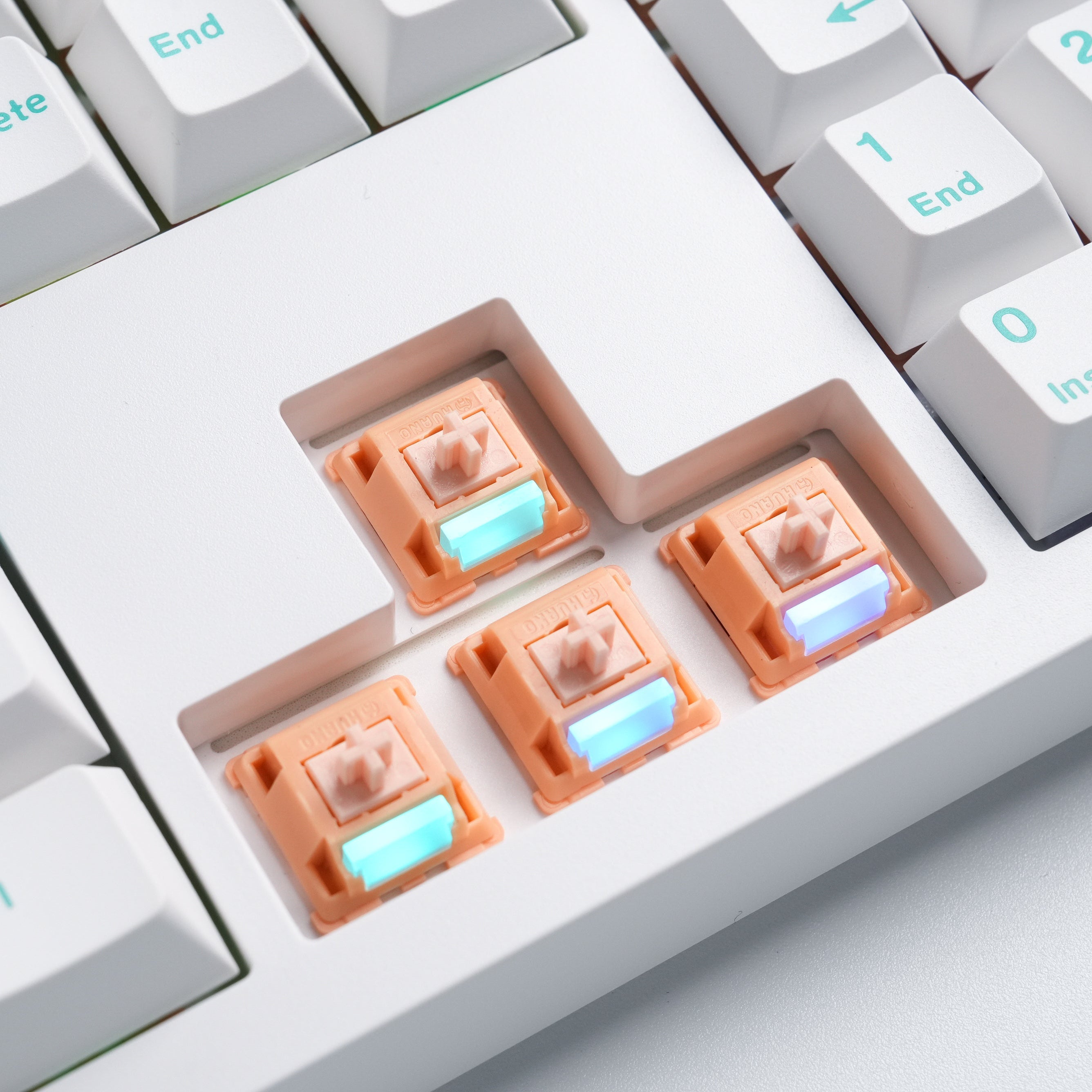 DAREU A104 Master | 8K Full-Size Wireless RGB  Keyboard with TFT & Knob - Dareu